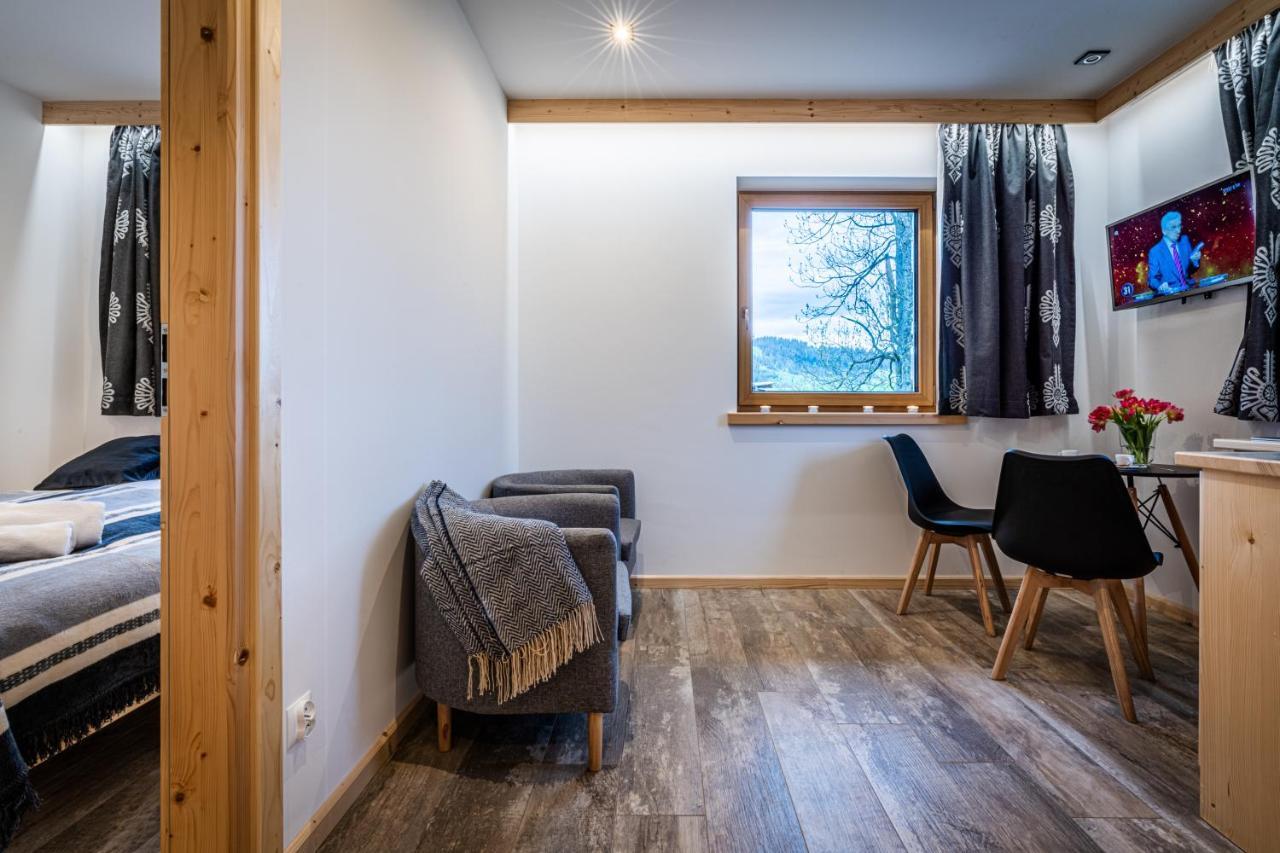 Bialy Mis Apartamenty Art & Design 扎科帕内 外观 照片